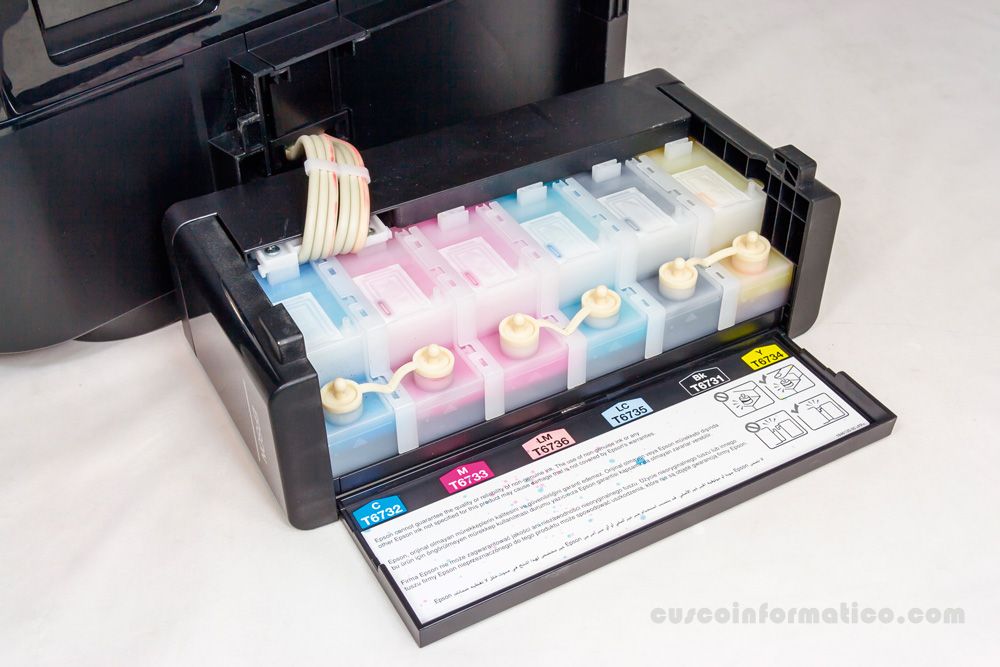 Epson Multifuncional fotográfica de alta calidad L850, Imprime, escanea y copia sobre CD/DVD